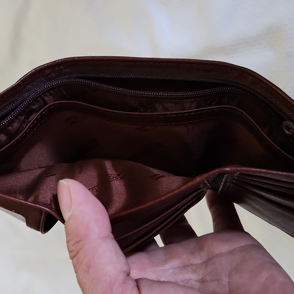 FOSSIL LEATHER WALLET - Picture 5 of 7